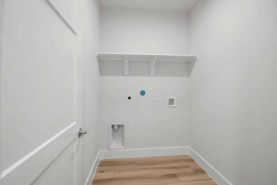 Spacious, unfurnished interior of a new home in Hills of Westlake, Conroe (Image 11). Spacious, unfurnished interior of a new home in Hills of Westlake, Conroe (Image 11).