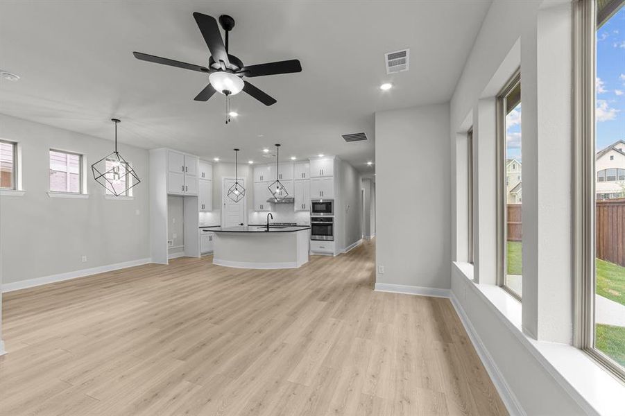 Image 17 of a home in Walsh Cottage. Image 17 of a home in Walsh Cottage.