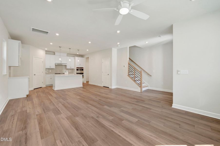 RAL_MewsatHoldingVillage_Sampson-MewsatH