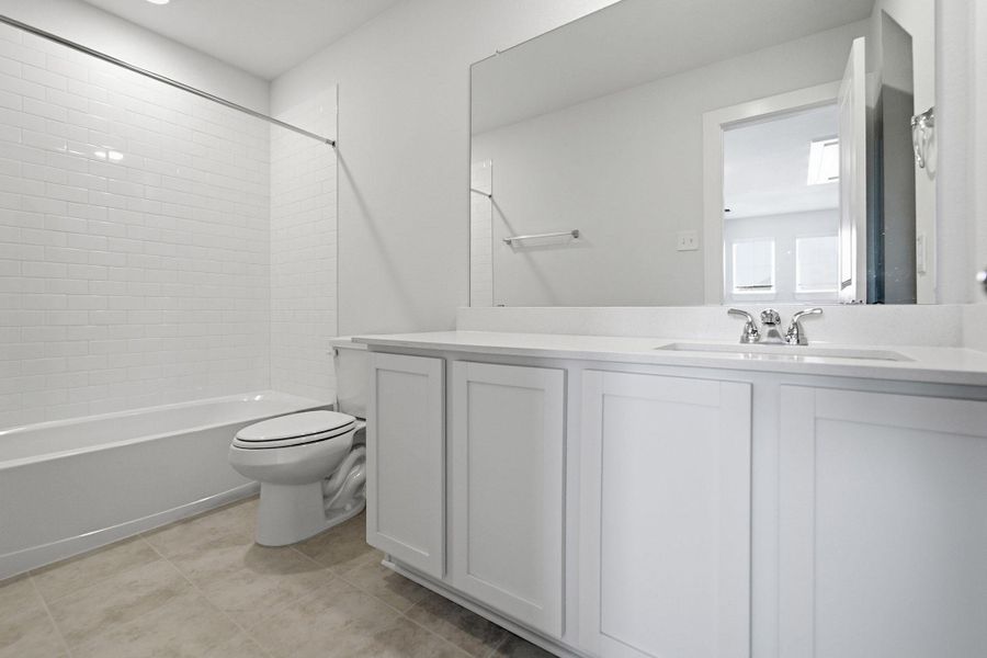 Furnished interior view inside a new home in Magnolia Springs, Montgomery (Image 5).