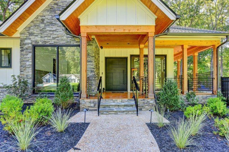 Exterior details and patio area of a home in , Gainesville (Image 41).