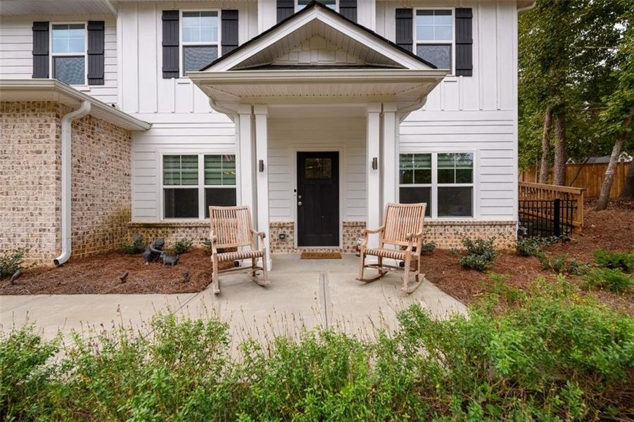 Exterior details and patio area of a home in Holiday Pines, Buford (Image 19).