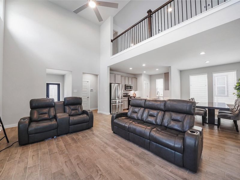 Furnished interior view inside a new home in Winfield Lakes, Fresno (Image 5).