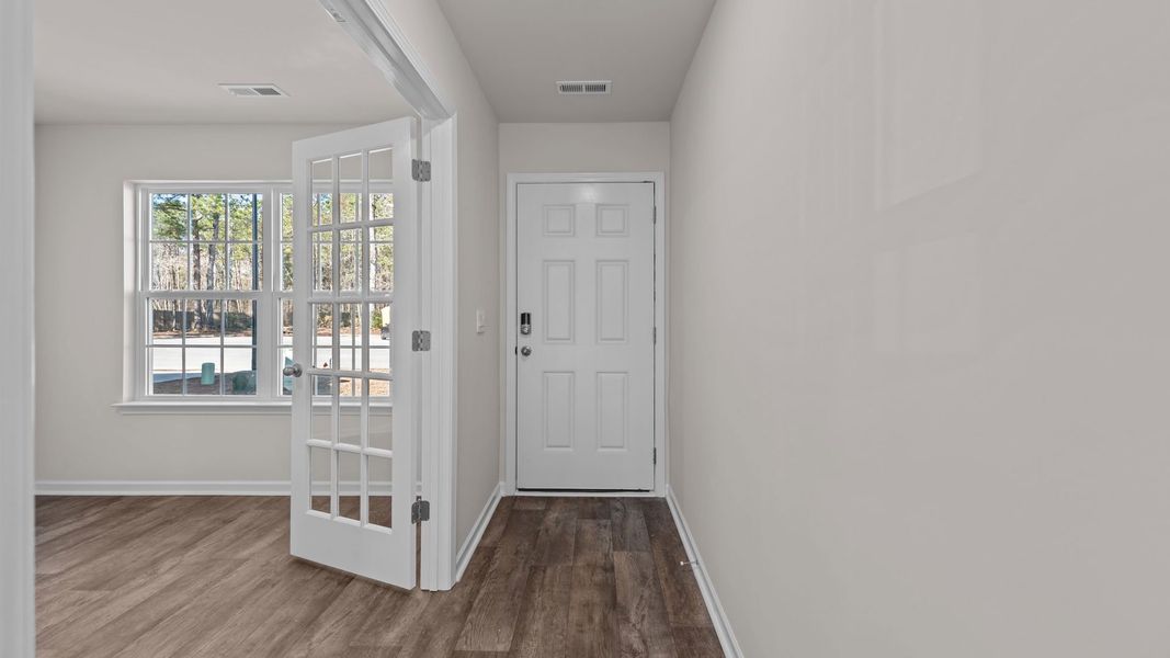 Spacious, unfurnished interior of a new home in Madeline Farm, New Bern (Image 9). Spacious, unfurnished interior of a new home in Madeline Farm, New Bern (Image 9).