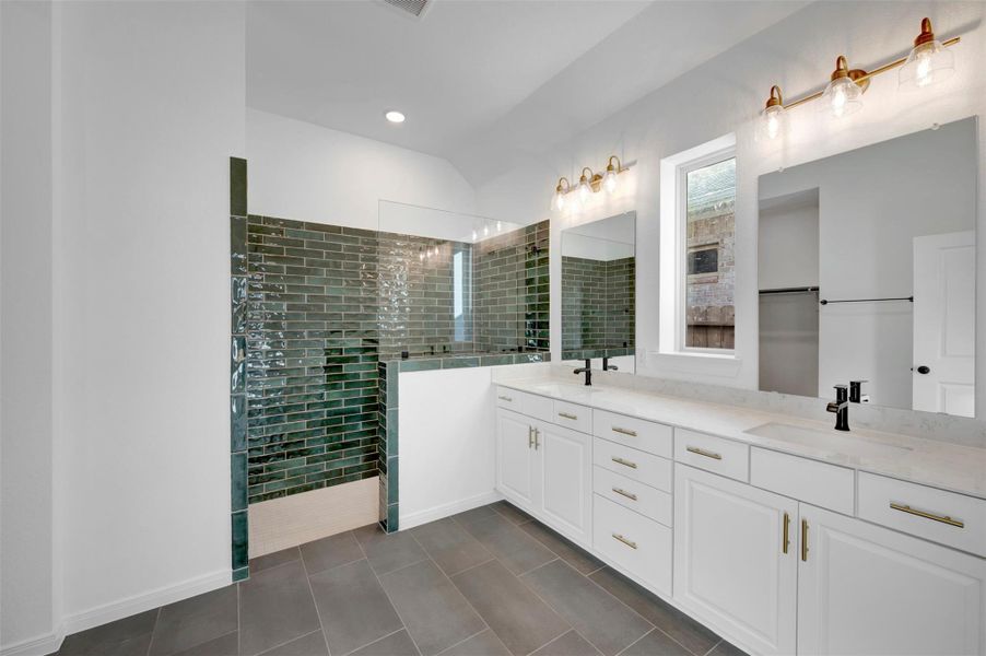 Furnished interior view inside a new home in Escondido 45’ Homesites, Magnolia (Image 7).