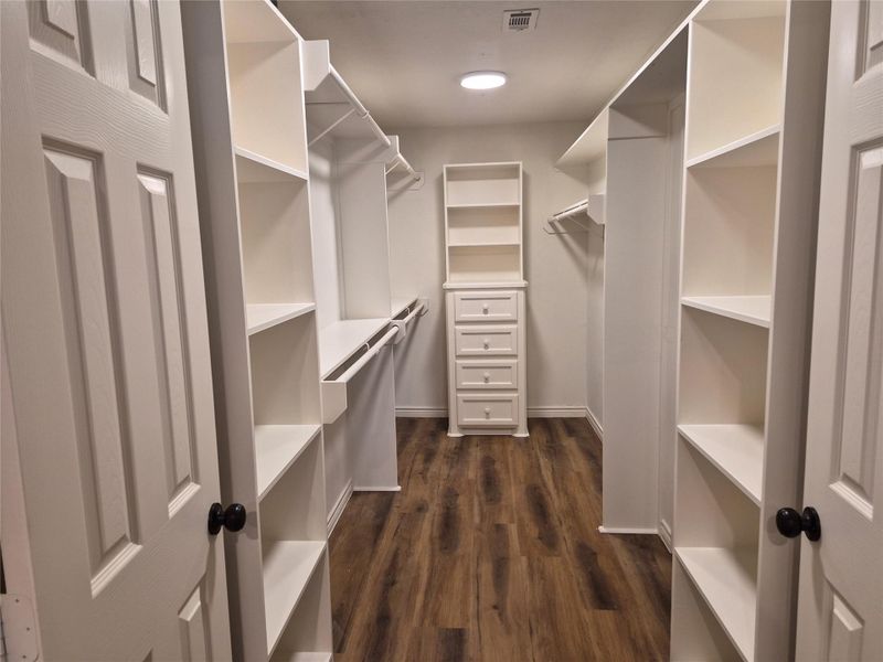 Walk-in closet