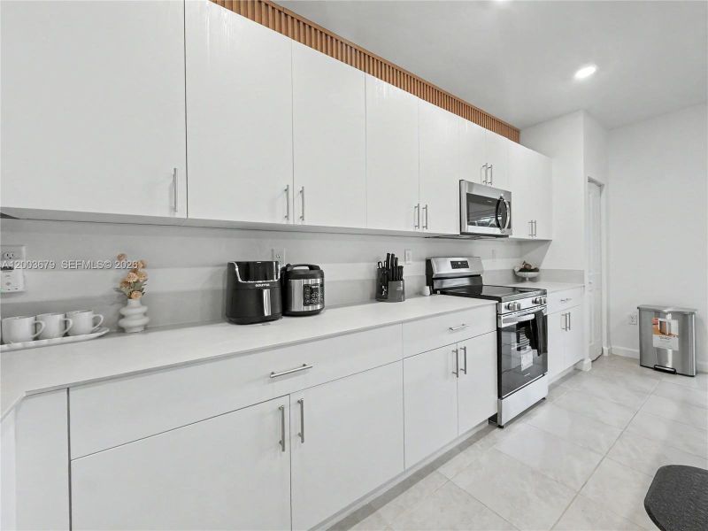 Furnished interior view inside a new home in , Miami (Image 35).