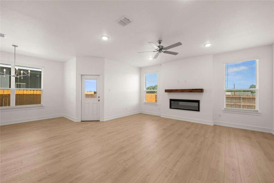 Please Note: These interior photos are not of the actual home but are of a completed one with a similar floor plan. Finishes, features, and layouts may vary. Please Note: These interior photos are not of the actual home but are of a completed one with a similar floor plan. Finishes, features, and layouts may vary.