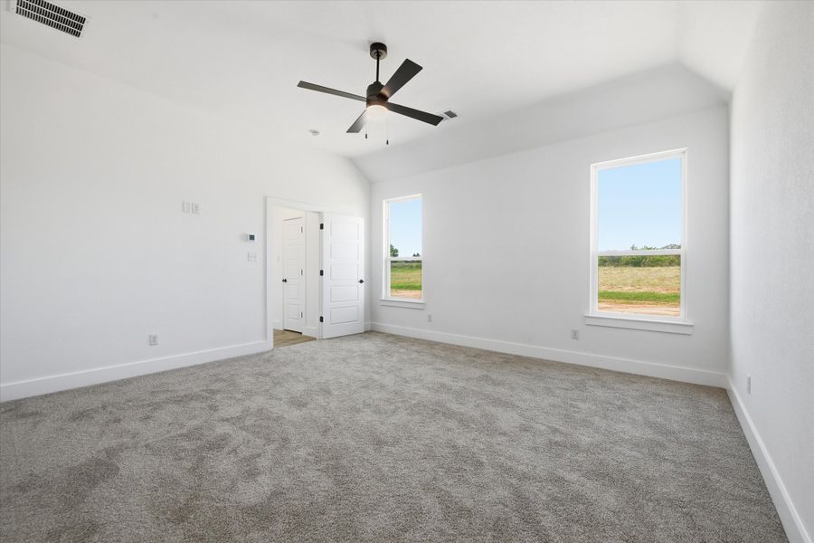 Spacious, unfurnished interior of a new home in Zion Valley, Poolville (Image 34).