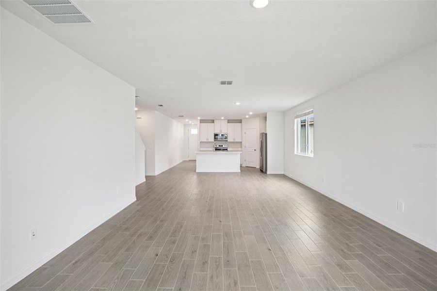 Spacious, unfurnished interior of a new home in Two Rivers - Classic Series, Zephyrhills (Image 31).