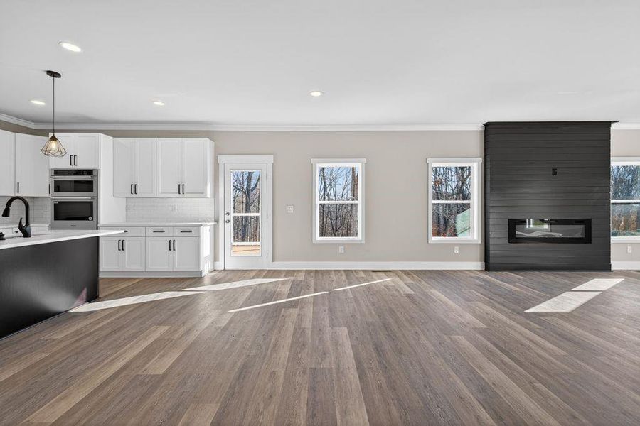 Spacious, unfurnished interior of a new home in , Flowery Branch (Image 35).