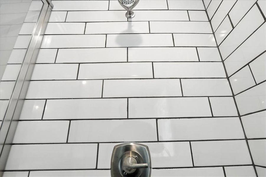 Close-up of interior finishes inside a home in Traditions of Braselton, Jefferson (Image 19).