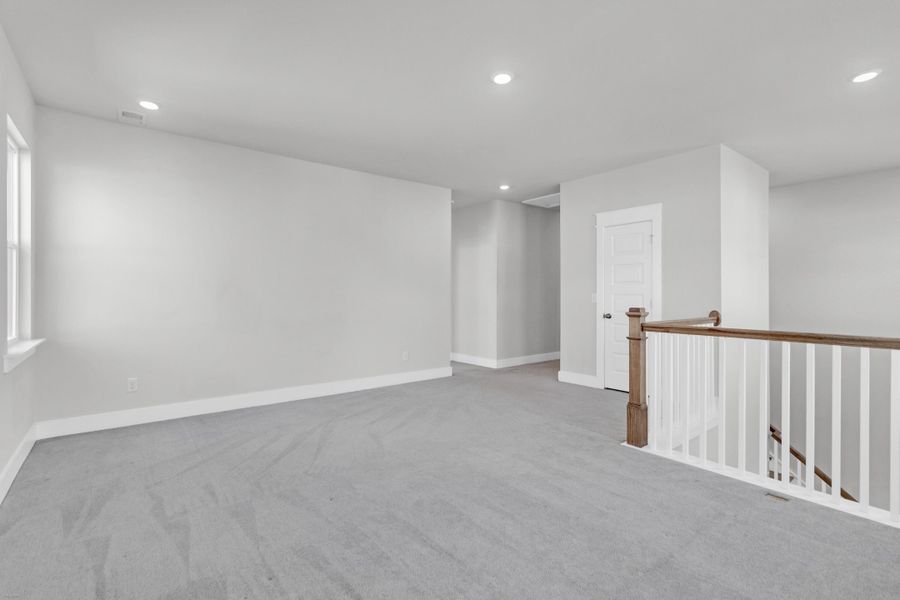 Spacious, unfurnished interior of a new home in Carnes Crossroads: Coastal Collection, Summerville (Image 24).