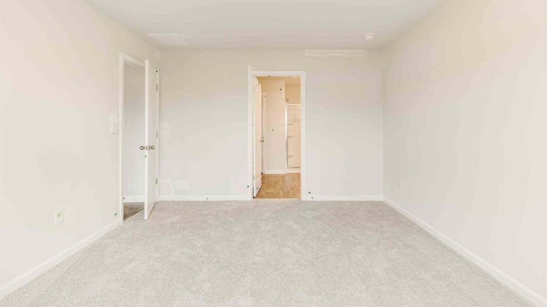 Spacious, unfurnished interior of a new home in Driftwood, Richlands (Image 18).