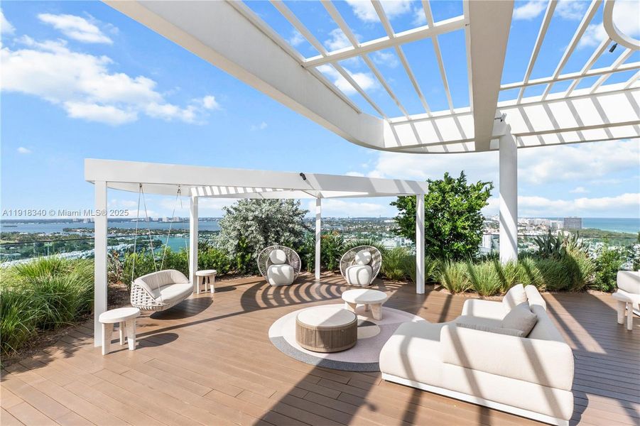 Exterior details and patio area of a home in 72 Park, Miami Beach (Image 1).