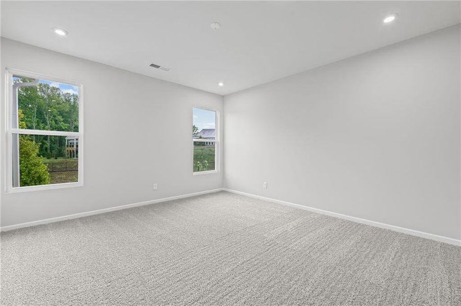 Spacious, unfurnished interior of a new home in Laurel Farms, Dallas (Image 39). Spacious, unfurnished interior of a new home in Laurel Farms, Dallas (Image 39).