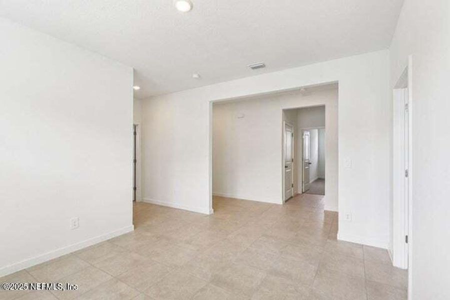 Spacious, unfurnished interior of a new home in Lakes at Bella Lago - Signature Series, Green Cove Springs (Image 30). Spacious, unfurnished interior of a new home in Lakes at Bella Lago - Signature Series, Green Cove Springs (Image 30).