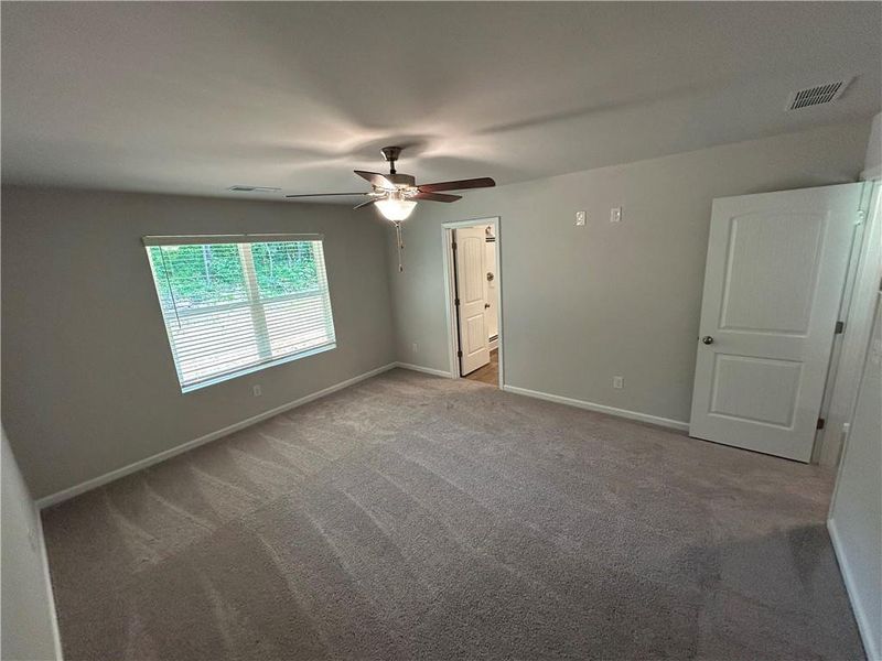 Image 28 of a home in .