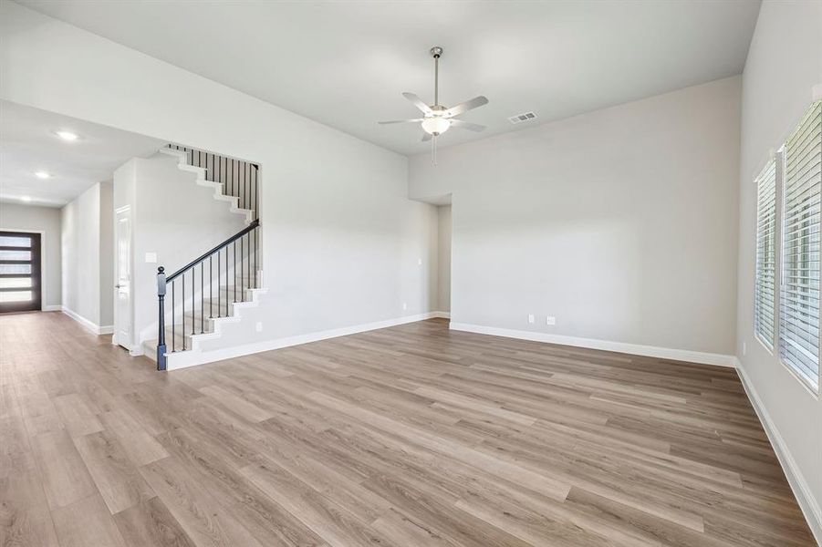 Spacious, unfurnished interior of a new home in Lakehaven - Premier Series, Farmersville (Image 24).