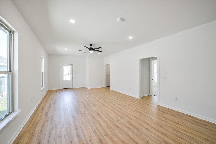 Spacious, unfurnished interior of a new home in Mostyn Springs, Magnolia (Image 21). Spacious, unfurnished interior of a new home in Mostyn Springs, Magnolia (Image 21).
