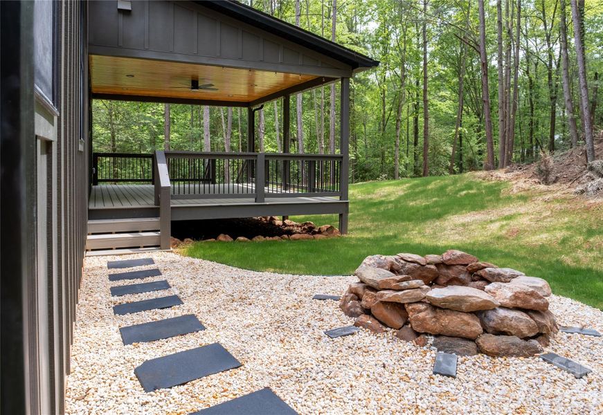 Image 43 of a home in . Image 43 of a home in .