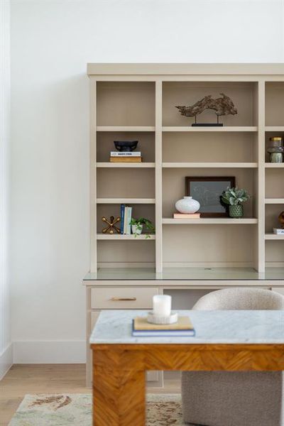 Furnished interior view inside a new home in Dove Station, Grapevine (Image 10).