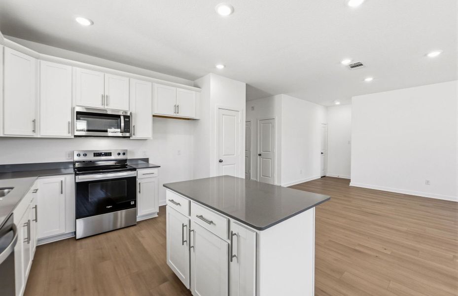 Furnished interior view inside a new home in Skyview, Belton (Image 9).
