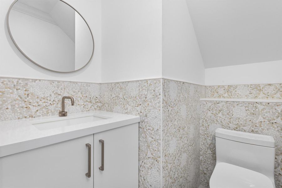 Image 27 of a home in .