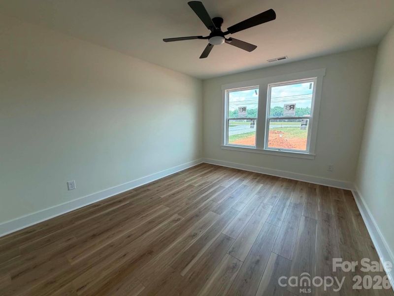 Spacious, unfurnished interior of a new home in , Salisbury (Image 12).
