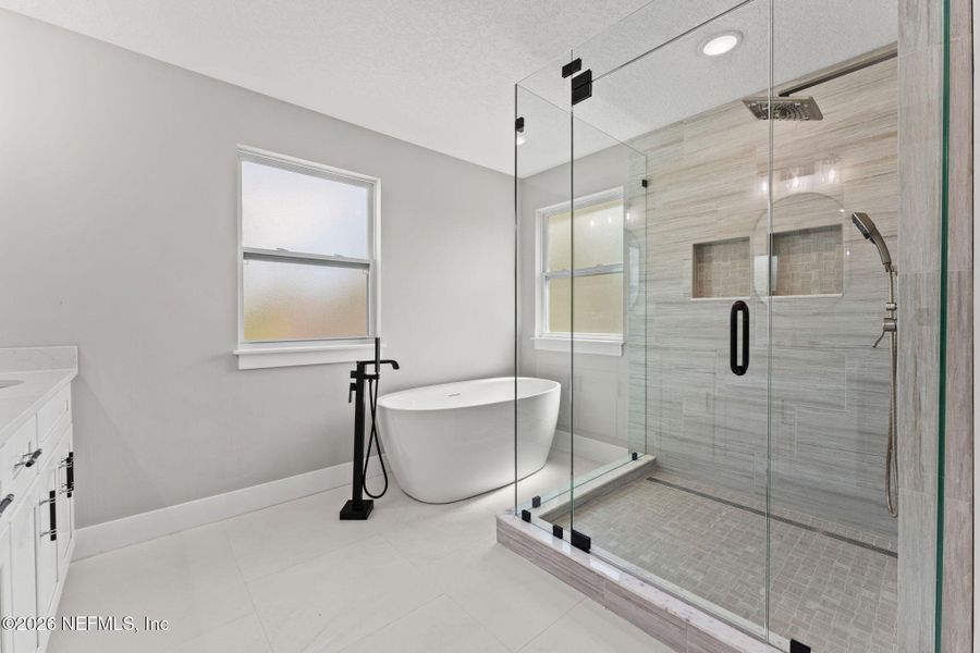 Furnished interior view inside a new home in , Orange Park (Image 14).