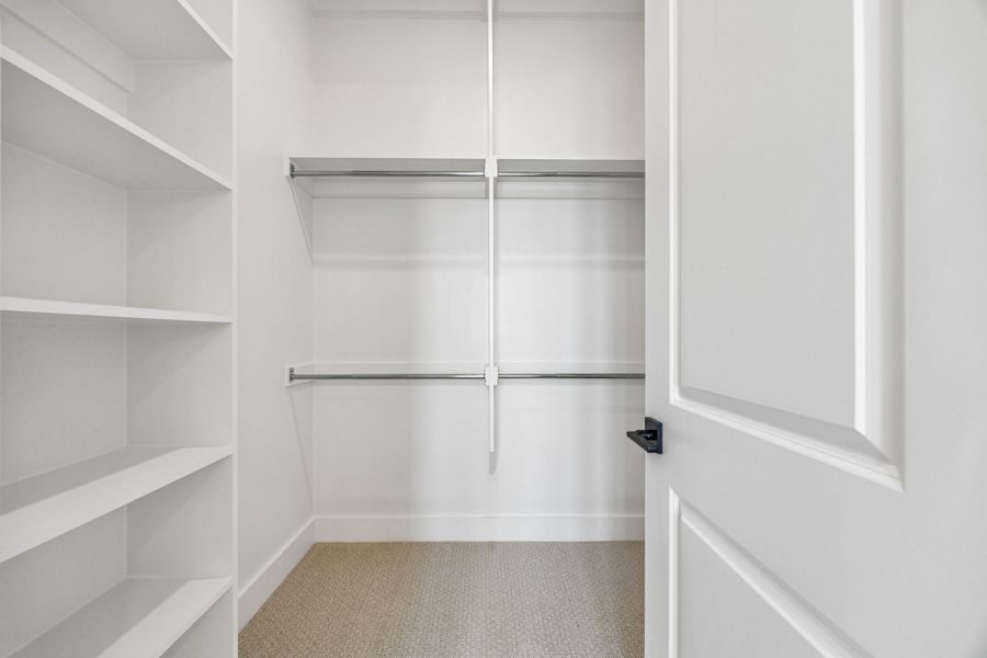 Spacious, unfurnished interior of a new home in The Parks at Wilson Creek, Celina (Image 41).