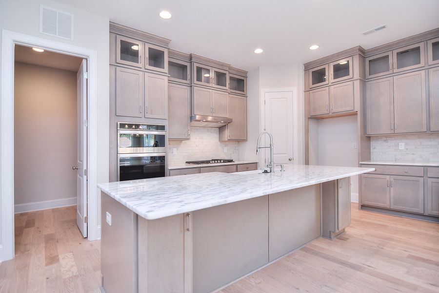 Representative furnished interior of a home built from the St Andrews by Greybrook Homes in Edmunds Farm, Clover (Image 7).