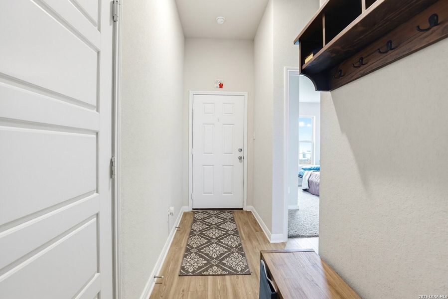 Spacious, unfurnished interior of a new home in , San Antonio (Image 19).
