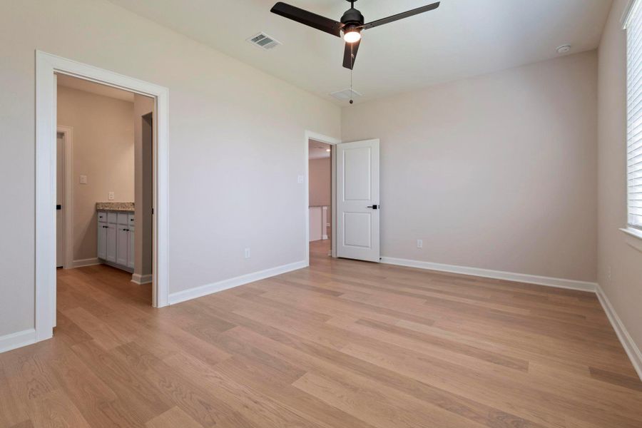 Spacious, unfurnished interior of a new home in Emberly, Beasley (Image 22).
