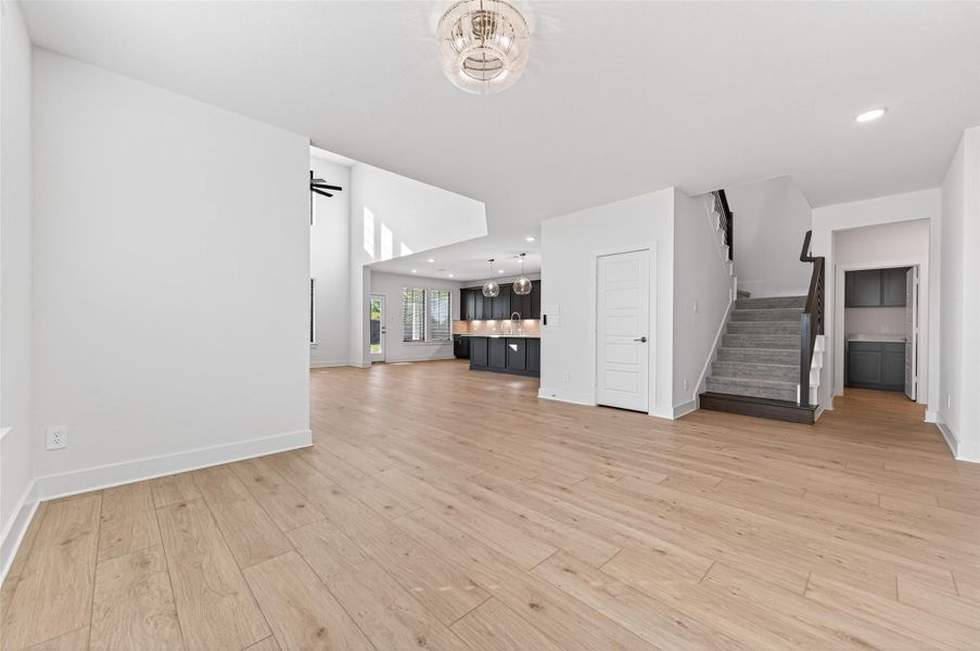 Spacious, unfurnished interior of a new home in Sorella, Tomball (Image 24).