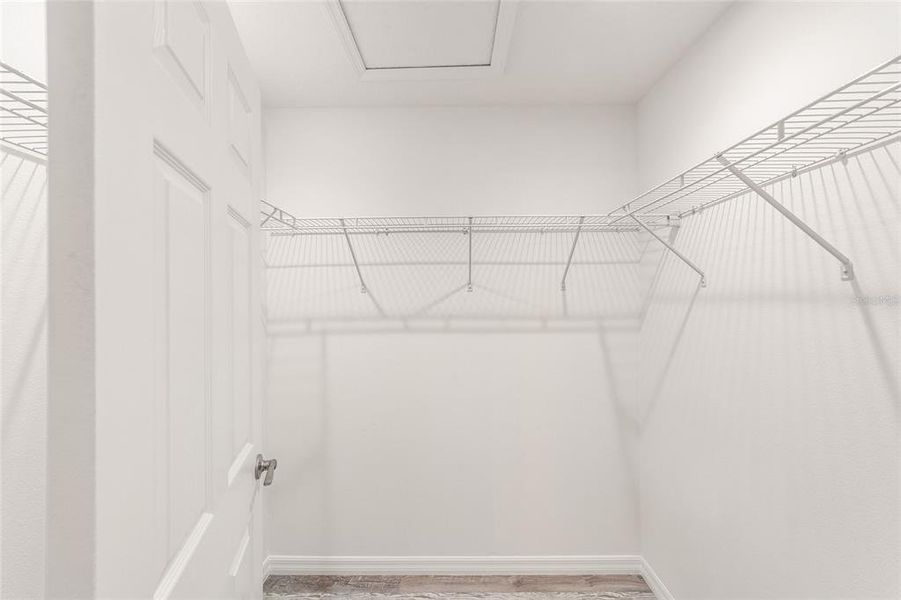 Spacious, unfurnished interior of a new home in , Ocala (Image 13).