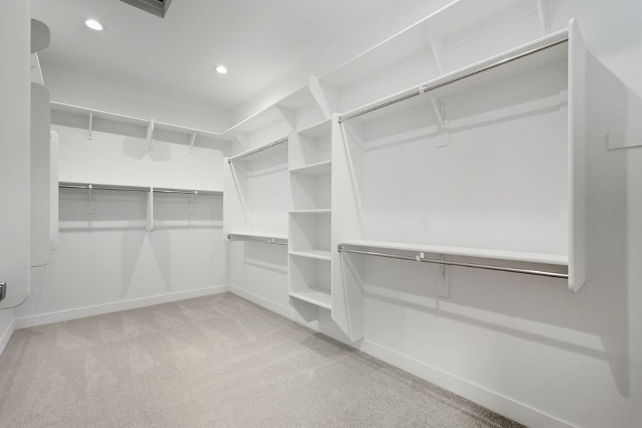Spacious, unfurnished interior of a new home in Aloravita South, Peoria (Image 26).