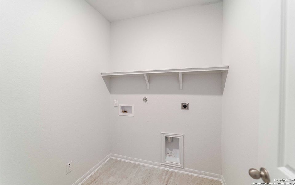 Image 14 of a home in Red Hawk Landing.