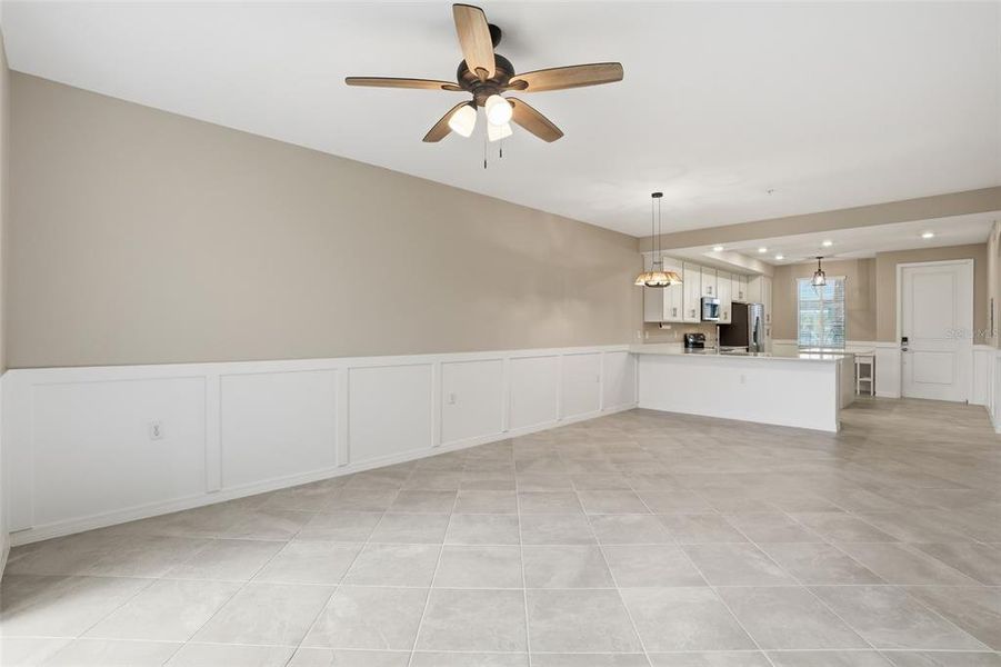 Spacious, unfurnished interior of a new home in , Punta Gorda (Image 37).