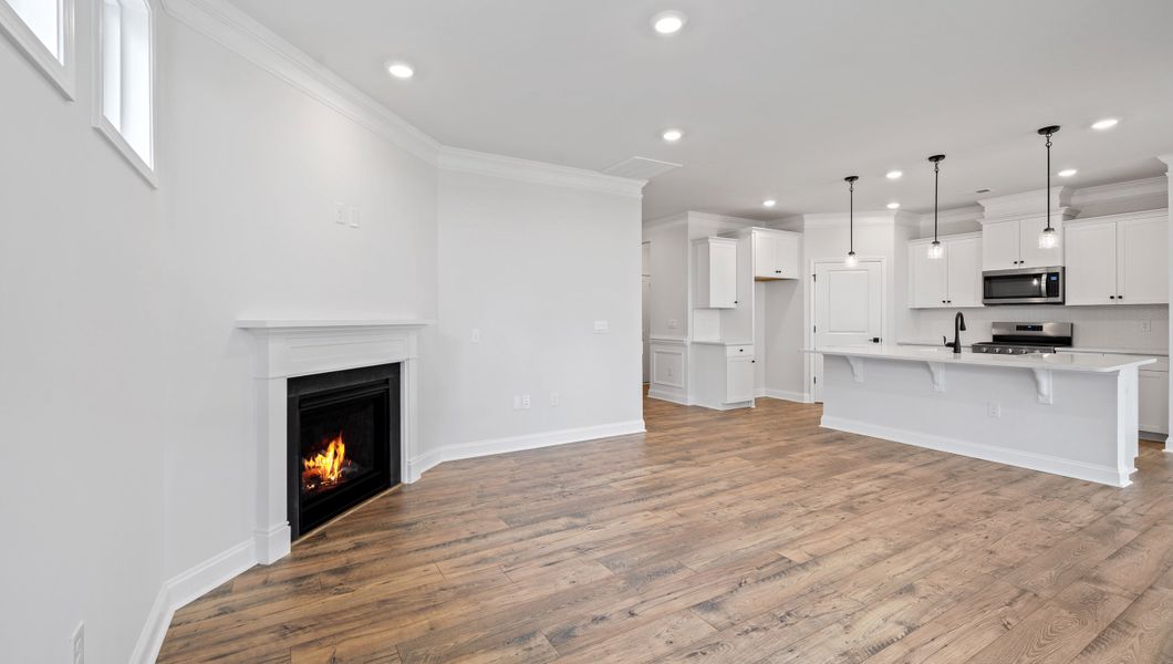 Spacious, unfurnished interior of a new home in Seven Oaks, Greenwood (Image 17).