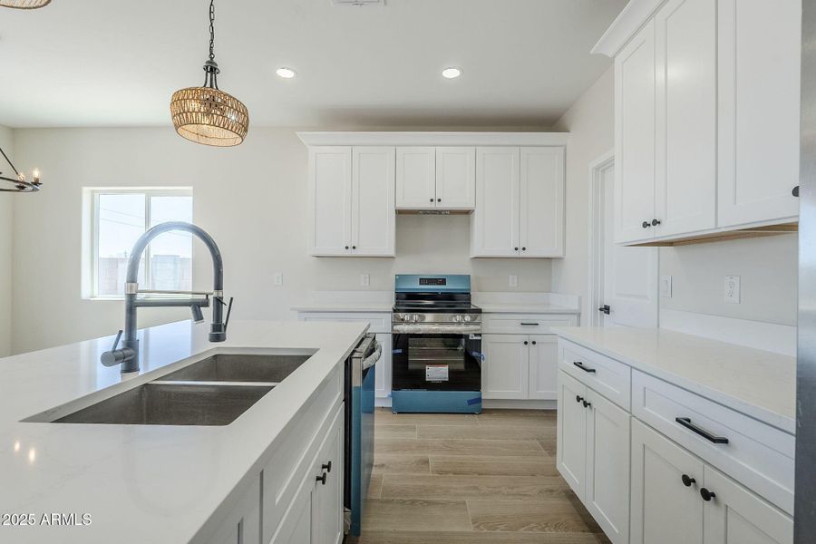 19-web-or-mls-Trona-19 19-web-or-mls-Trona-19