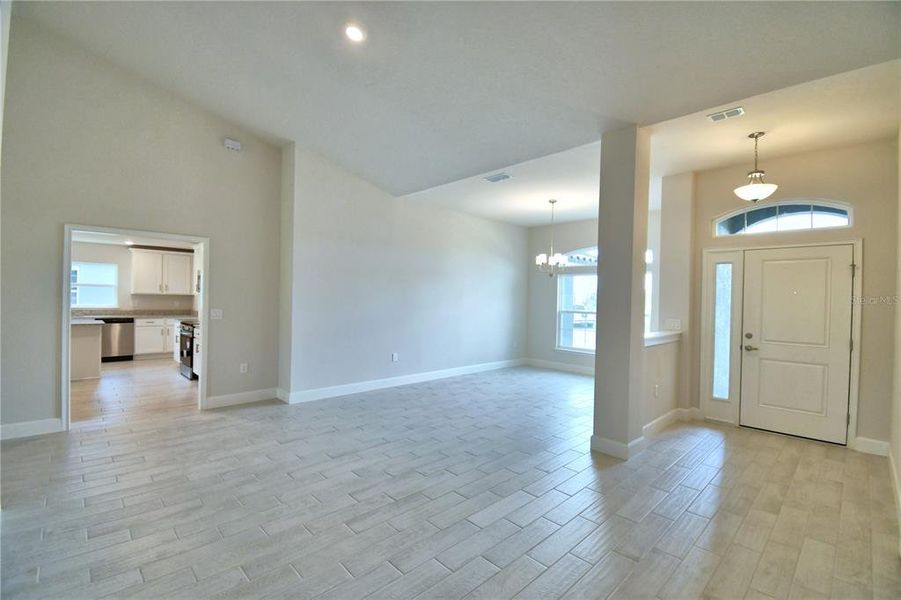 Spacious, unfurnished interior of a new home in Lake Juliana Estates, Auburndale (Image 53).