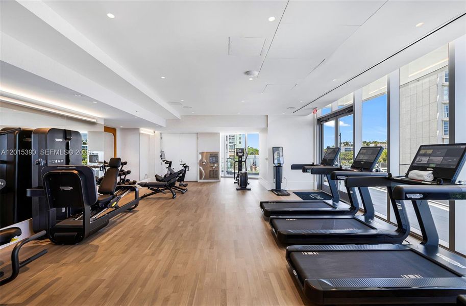 Community amenities in , Miami (Image 81).
