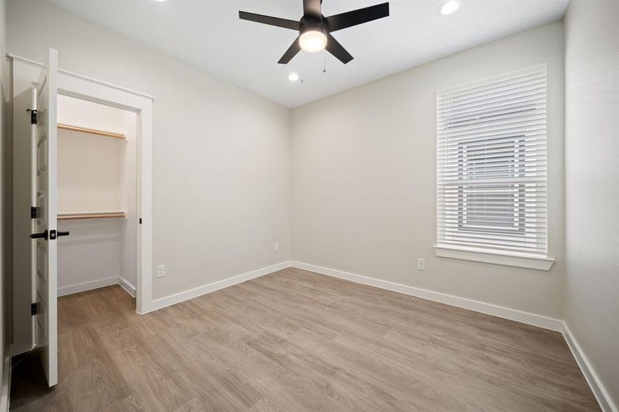 Spacious, unfurnished interior of a new home in , Dallas (Image 16).