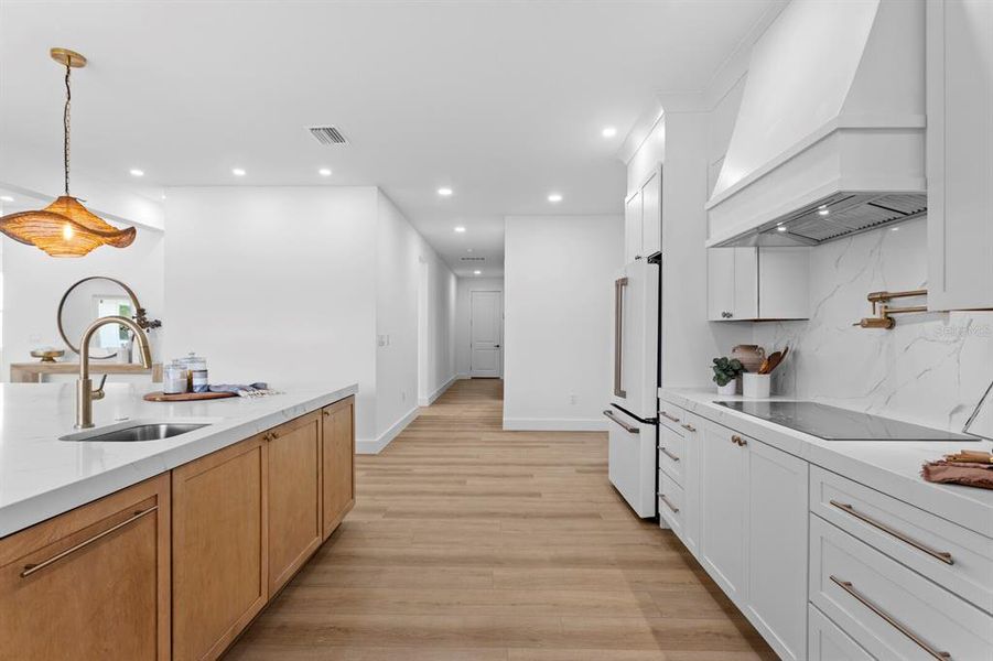 Furnished interior view inside a new home in , Lutz (Image 7).