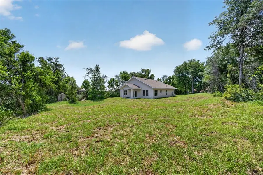Image 36 of a home in . Image 36 of a home in .