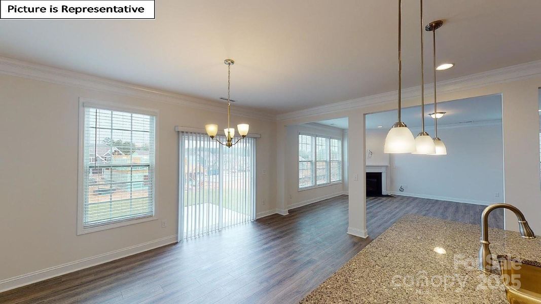 Spacious, unfurnished interior of a new home in Sylvan Creek, Denver (Image 19).