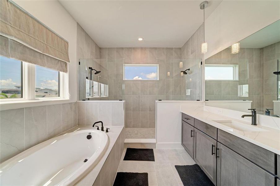 Furnished interior view inside a new home in , Bradenton (Image 56). Furnished interior view inside a new home in , Bradenton (Image 56).