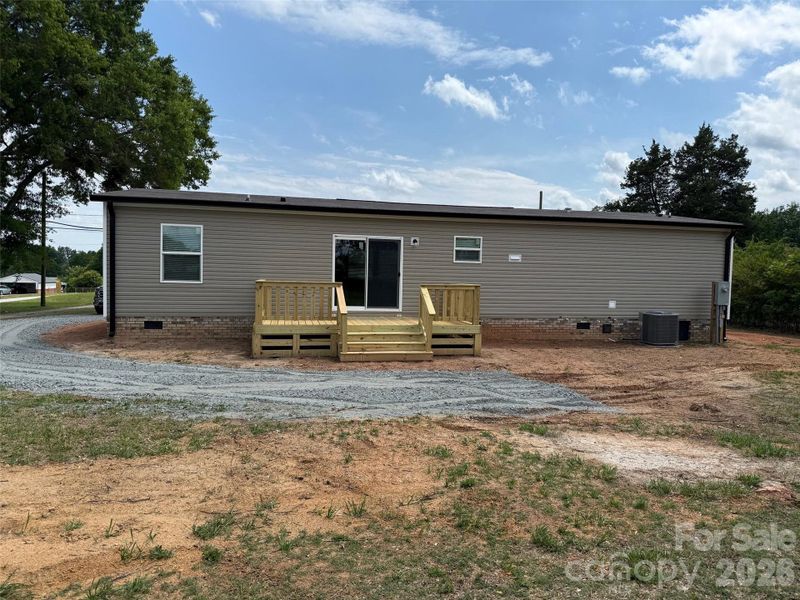 Exterior details and patio area of a home in , Shelby (Image 11).