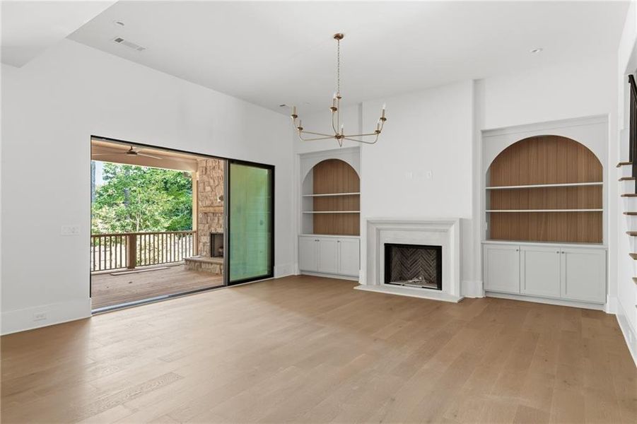Spacious, unfurnished interior of a new home in , Atlanta (Image 22). Spacious, unfurnished interior of a new home in , Atlanta (Image 22).